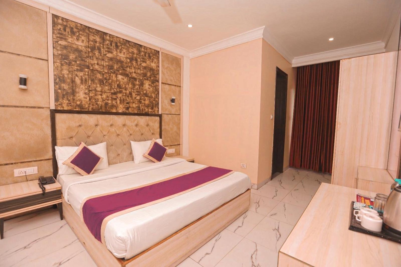 Hotel Almora Inn - Near By Delhi International Airport - With Free Airport Pickup And Drop Νέο Δελχί Εξωτερικό φωτογραφία