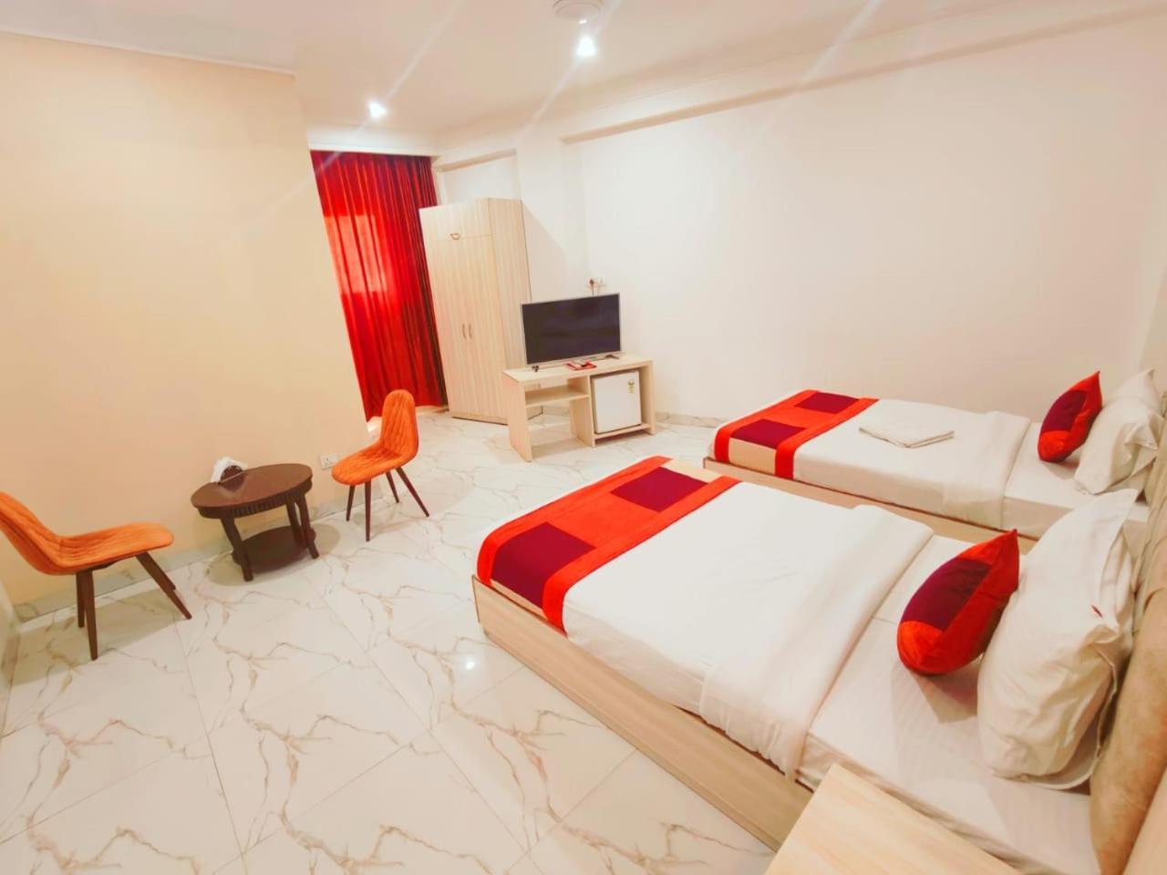 Hotel Almora Inn - Near By Delhi International Airport - With Free Airport Pickup And Drop Νέο Δελχί Εξωτερικό φωτογραφία