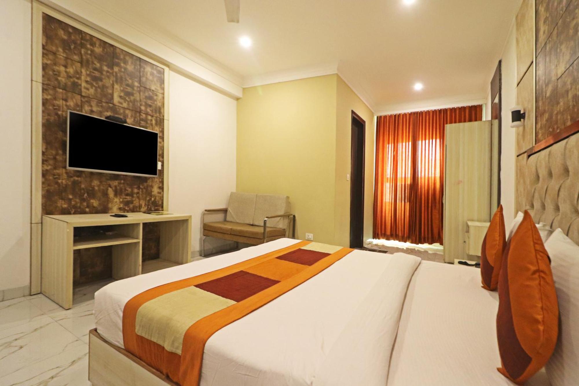 Hotel Almora Inn - Near By Delhi International Airport - With Free Airport Pickup And Drop Νέο Δελχί Εξωτερικό φωτογραφία
