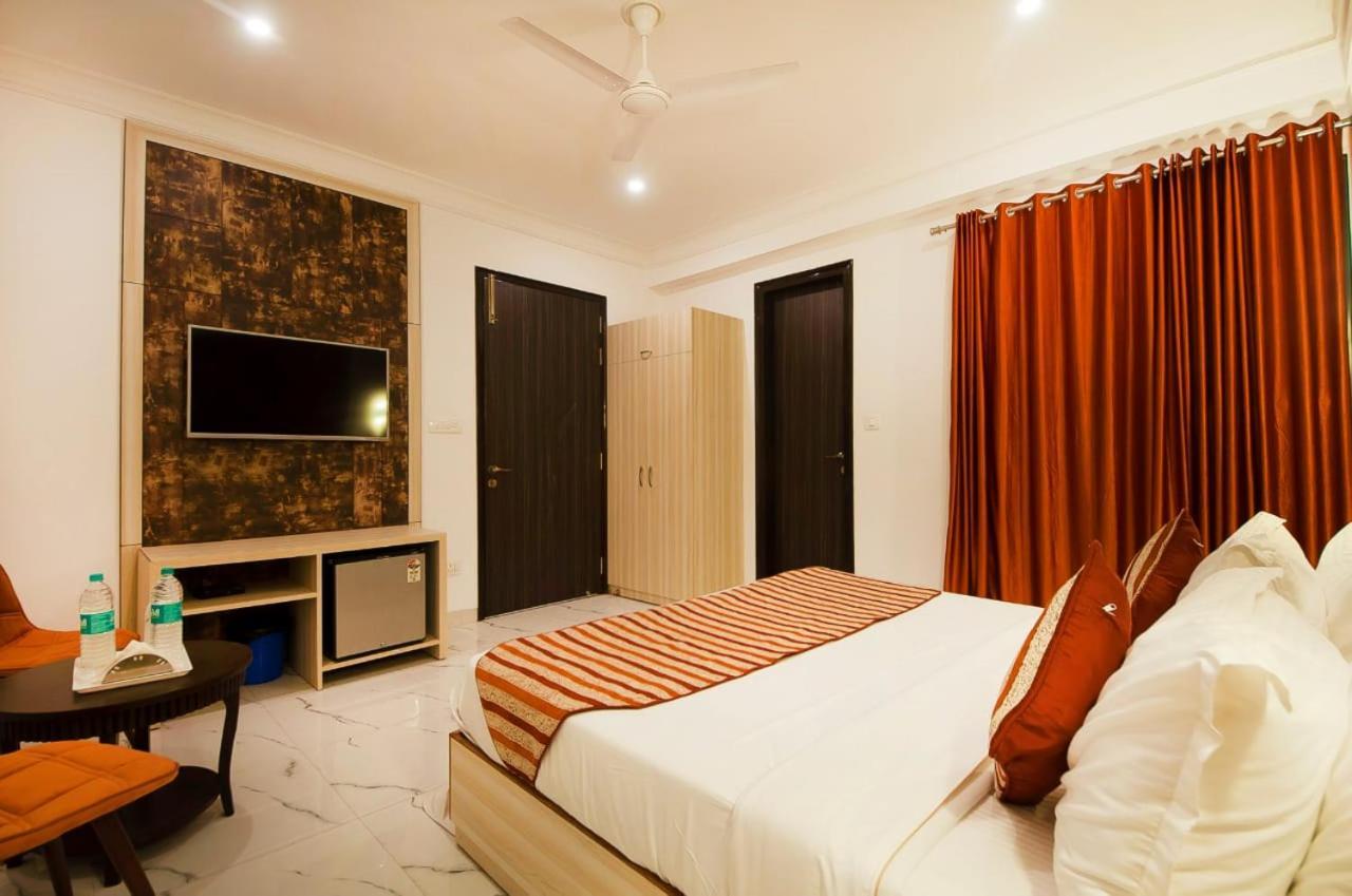 Hotel Almora Inn - Near By Delhi International Airport - With Free Airport Pickup And Drop Νέο Δελχί Εξωτερικό φωτογραφία