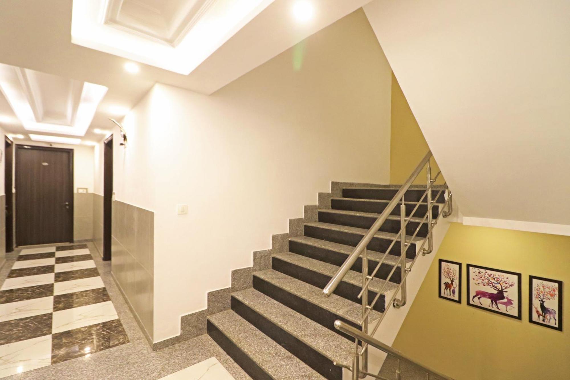 Hotel Almora Inn - Near By Delhi International Airport - With Free Airport Pickup And Drop Νέο Δελχί Εξωτερικό φωτογραφία
