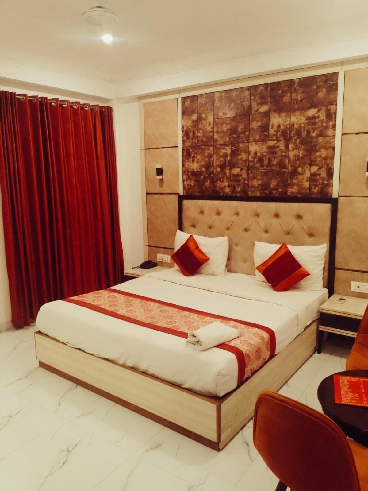 Hotel Almora Inn - Near By Delhi International Airport - With Free Airport Pickup And Drop Νέο Δελχί Εξωτερικό φωτογραφία